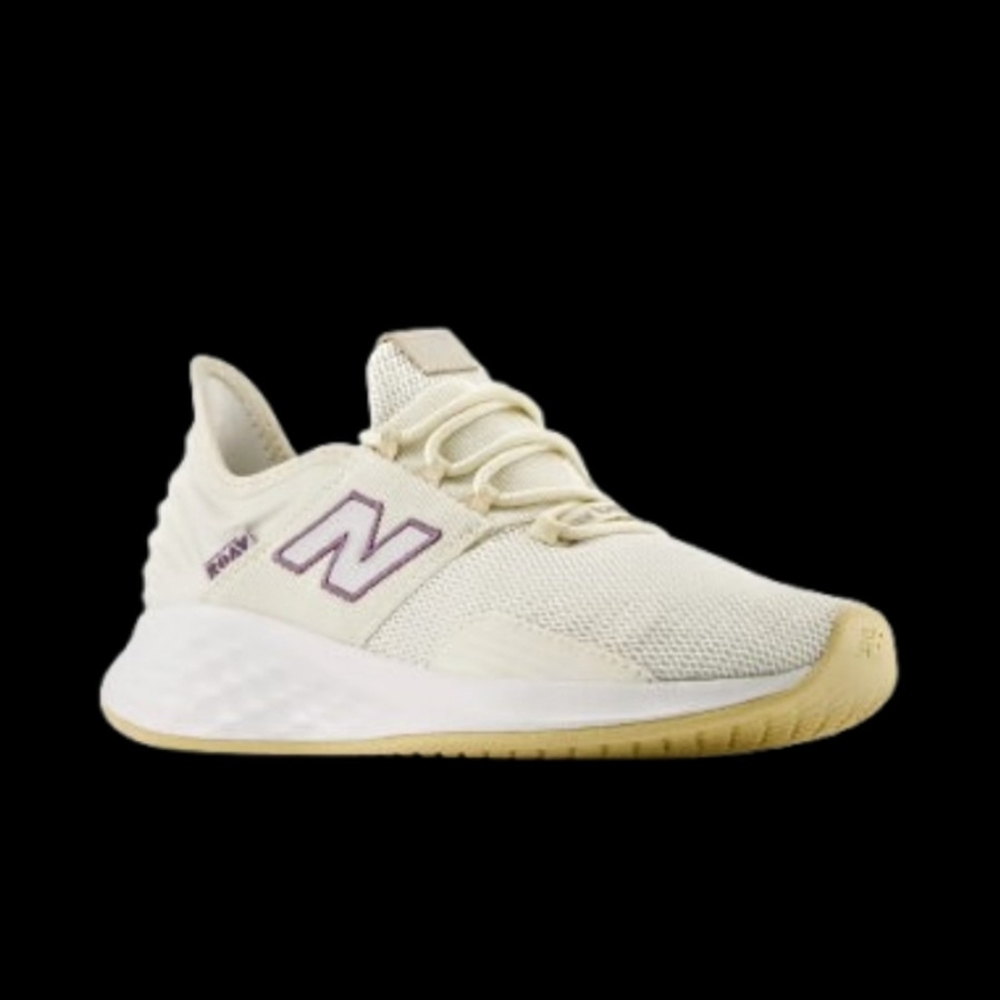 New Balance Fresh Foam Roav v1 Running Womens Sea Salt Linen Violet Purple